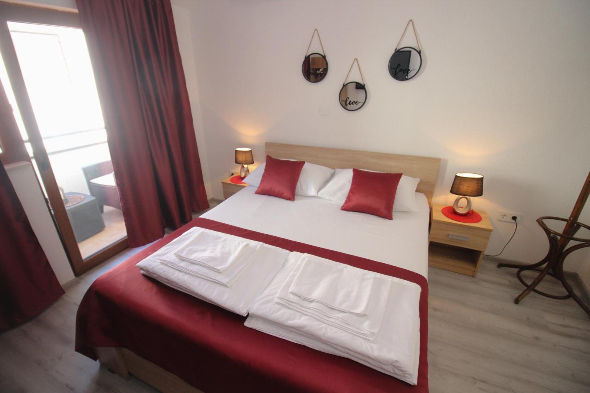 Villa Deny Mostar - With Free Parking Exteriör bild