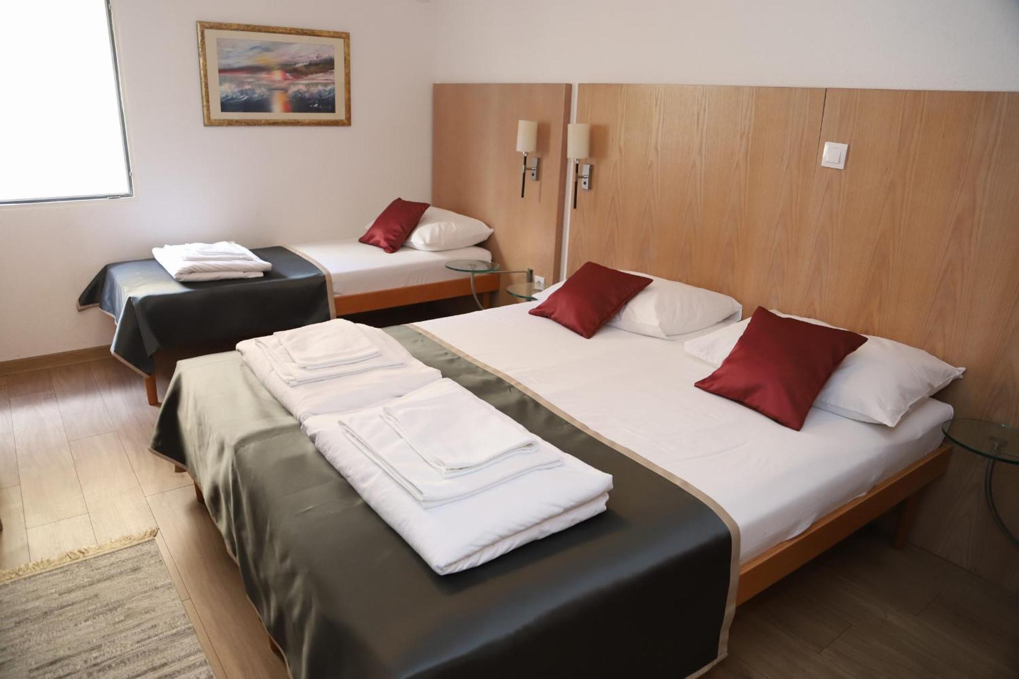 Villa Deny Mostar - With Free Parking Exteriör bild