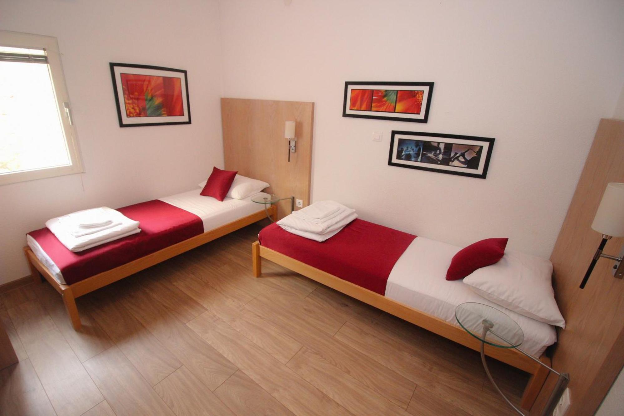 Villa Deny Mostar - With Free Parking Exteriör bild
